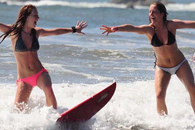 Surf Lessons in Jaco, Costa Rica with AXR